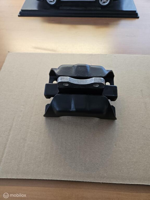 Versnellingsbak steun Porsche 944 ('85-'91), Auto-onderdelen, Gebruikt, Porsche, Ophalen of Verzenden, Porsche