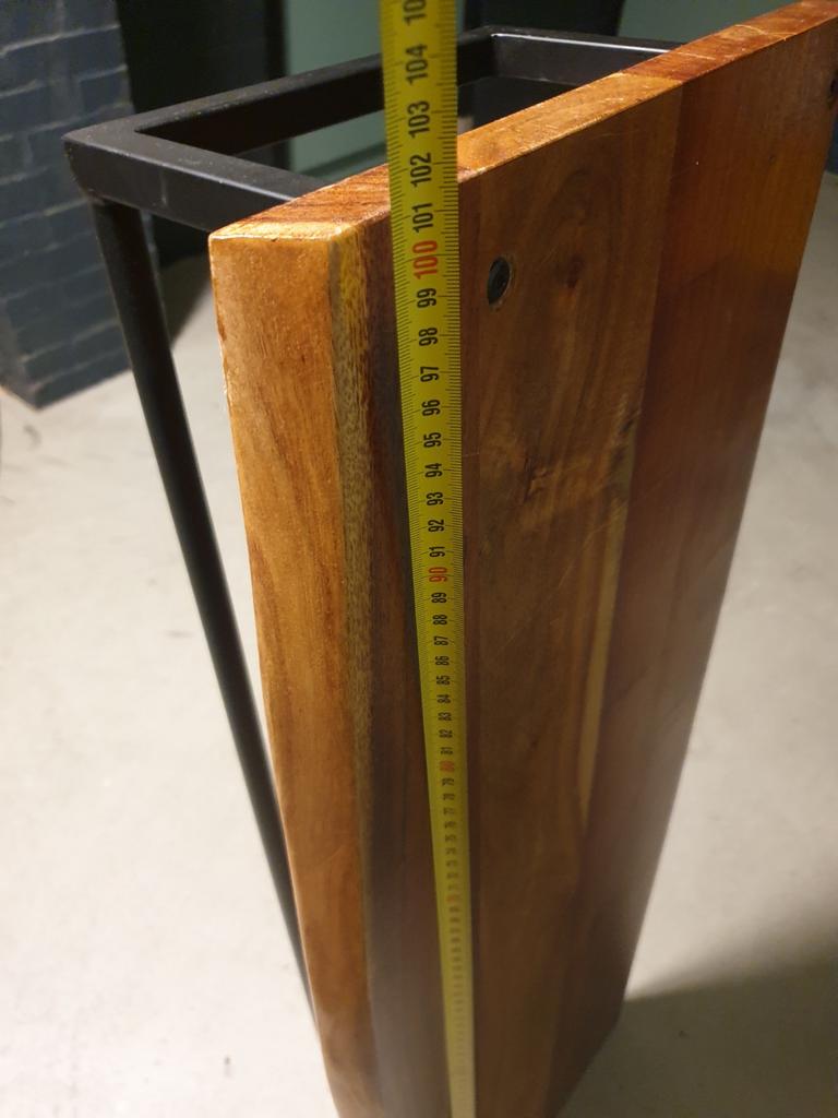 Kapstok mangohout met zwart metalen frame, Huis en Inrichting, Woonaccessoires | Kapstokken, Gebruikt, 100 tot 150 cm, Hout, Ophalen