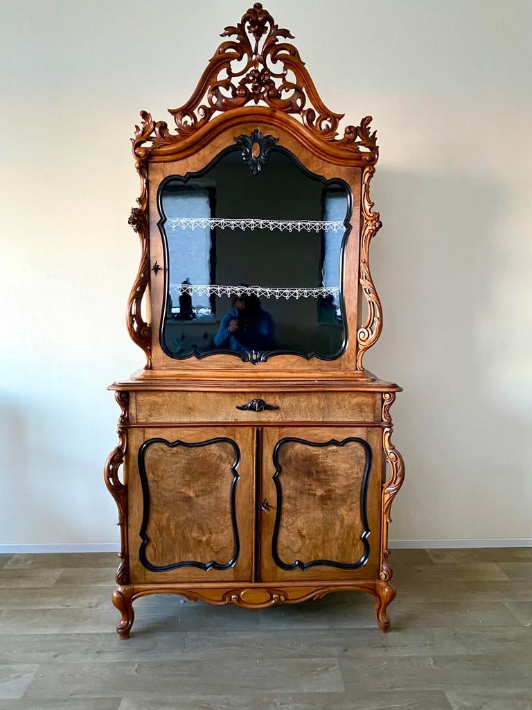 Unieke Antieke vitrinekast Bonheur, Antiek en Kunst, Antiek | Meubels | Kasten, Ophalen of Verzenden