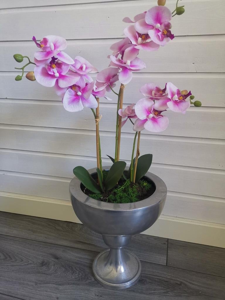 Mooie bloempot met orchideeën ️, Huis en Inrichting, Woonaccessoires | Kunstplanten en Kunstbloemen, Ophalen, Zo goed als nieuw