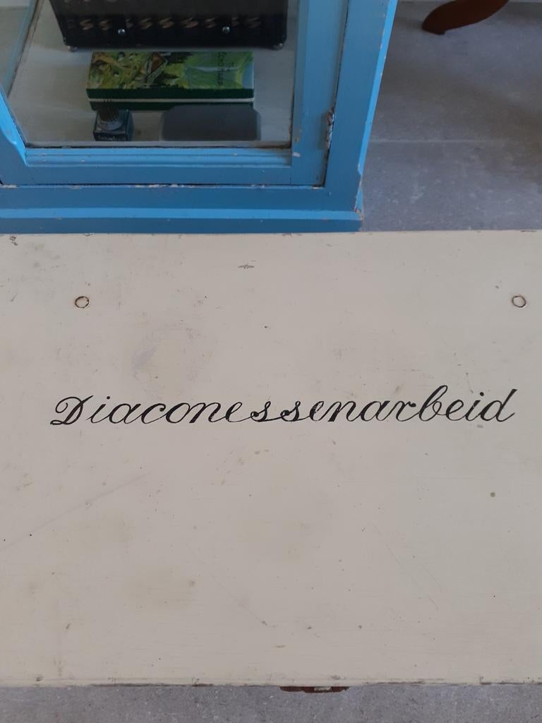 Oude Diaconsse kist met weegschaal 1952, Ophalen of Verzenden