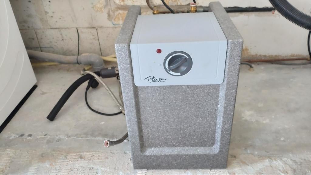 Plieger 10 liter boiler, Minder dan 20 liter, Ophalen of Verzenden, Gebruikt, Boiler