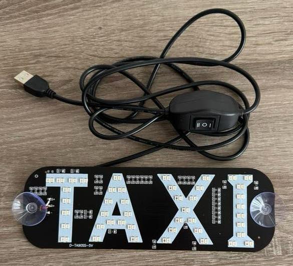 LED TAXI bord voor auto – USB – met schakelaar, Auto diversen, Ophalen, Zo goed als nieuw
