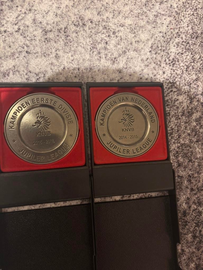 Kanpioen schalen, Ophalen of Verzenden