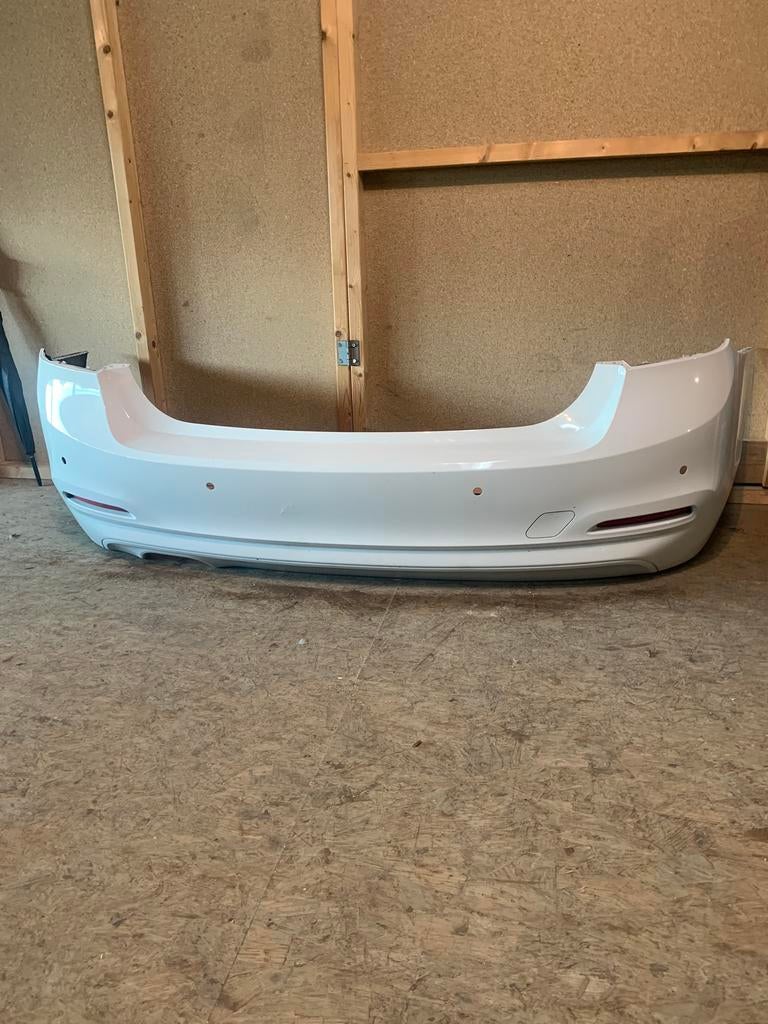 Achter Bumper BMW/ 2012/2019/ F30/F31(alpin weiss), Auto-onderdelen, Carrosserie en Plaatwerk, Ophalen of Verzenden, Achter, BMW