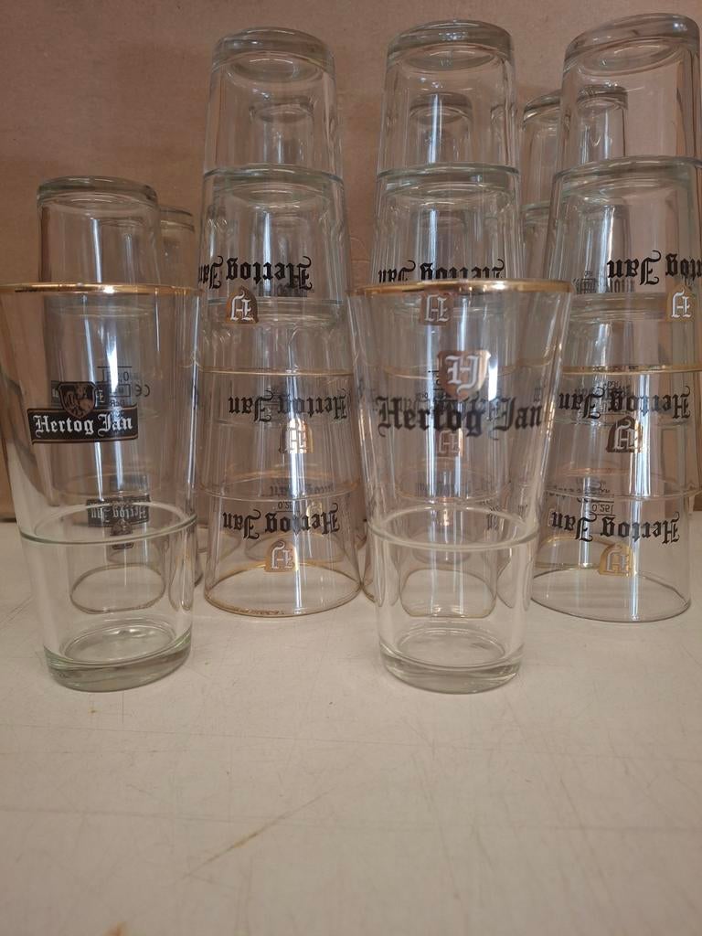 Hertog Jan glazen/ vaasjes 19+5 stuks, Verzamelen, Ophalen of Verzenden, Zo goed als nieuw, Bierglas