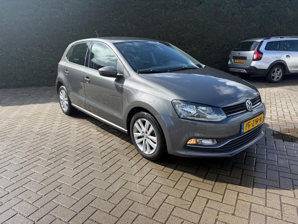 Volkswagen Polo 1.4 TDI 66KW BMT 2017 Grijs, Auto's, Voorwielaandrijving, Stof, Euro 6, 1051 kg