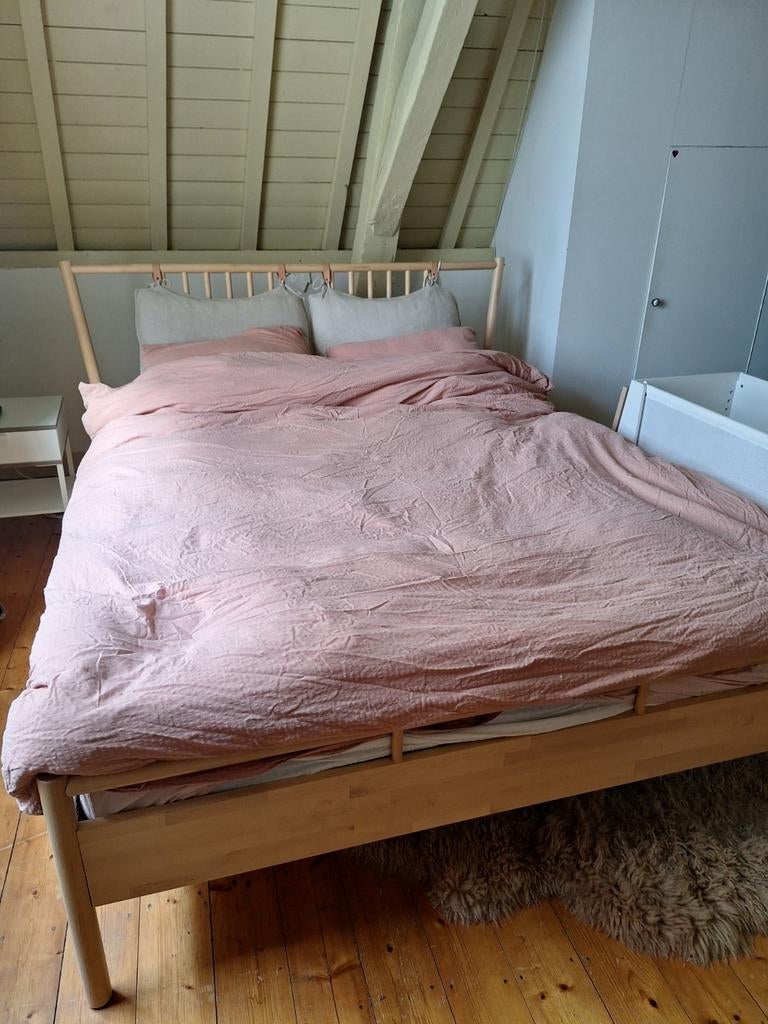 Ikea Björksnäs bed met matras en beddengoed, Ophalen, Zo goed als nieuw, Wit, Hout
