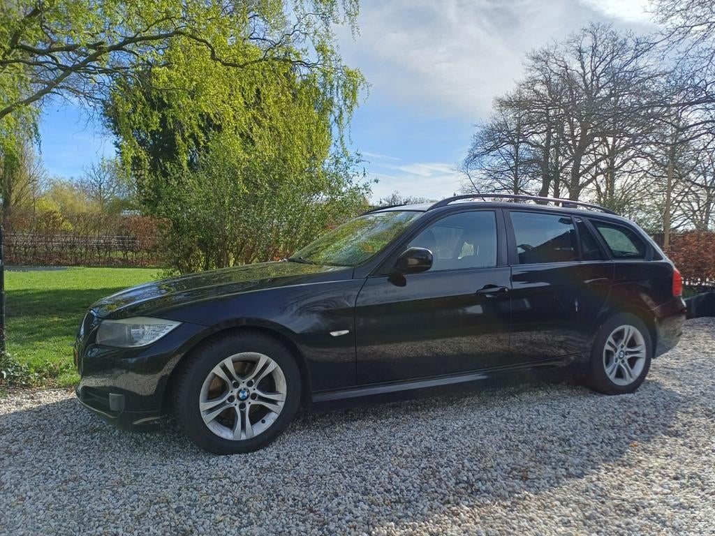 BMW 316i E91 met motorschade, Zwart, Stationwagon, Handgeschakeld, Ophalen of Verzenden