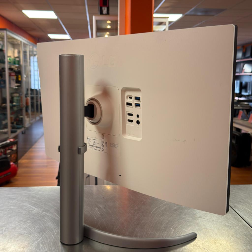 LG 27UP85NP-W.AEU 27 inch 3840 x 2160 Ultra HD 4K IP, LG, Zo goed als nieuw, Support@lg.com, LG Twin Towers
128 Yeoui-daero, Yeongdeungpo-gu
Seoul 07336
South Korea