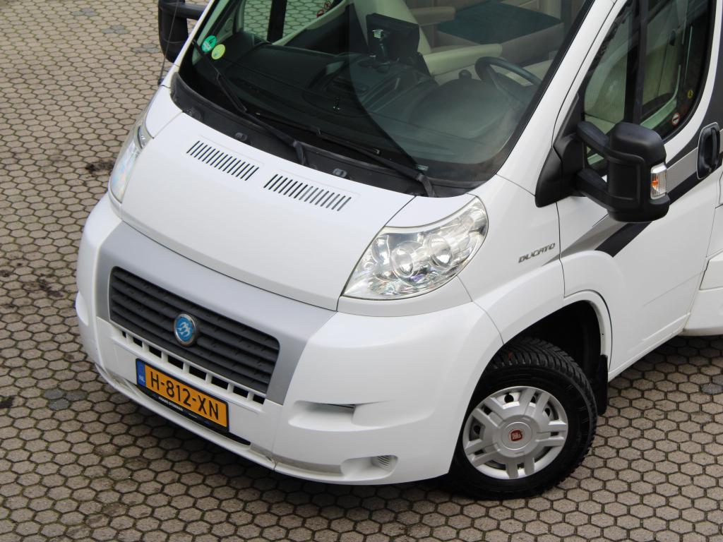 Knaus Sky TI 650 MEG Enkele bedden Lithium LPG Zonnepaneel, Caravans en Kamperen, Campers, Ringverwarming, Fiat, Koelkast, Tot en met 2