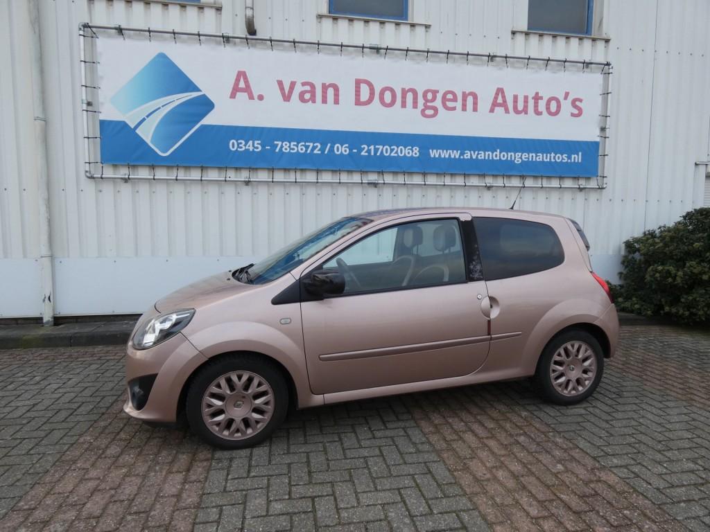 Renault TWINGO 1.2-16V MISS SIXTY,Airco,Cruise,Bltooth,DBrie, 21 km/l, Euro 5, Twingo, Gebruikt