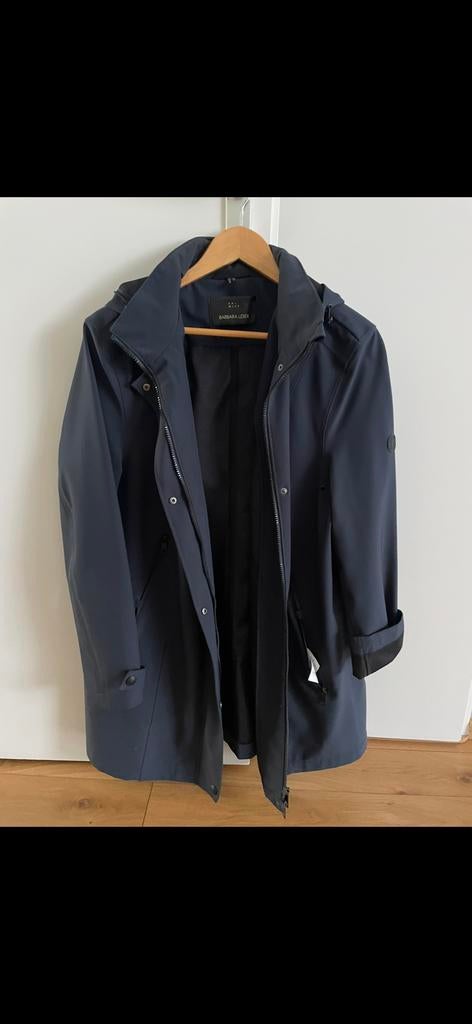 Dames tussen/ regenjas, Ophalen of Verzenden, Zo goed als nieuw, Maat 46 (S) of kleiner, Zwart