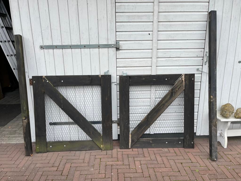 Tuinhekjes 100x100 cm met steunpaal., Ophalen, Gebruikt, IJzer, Tuinhek