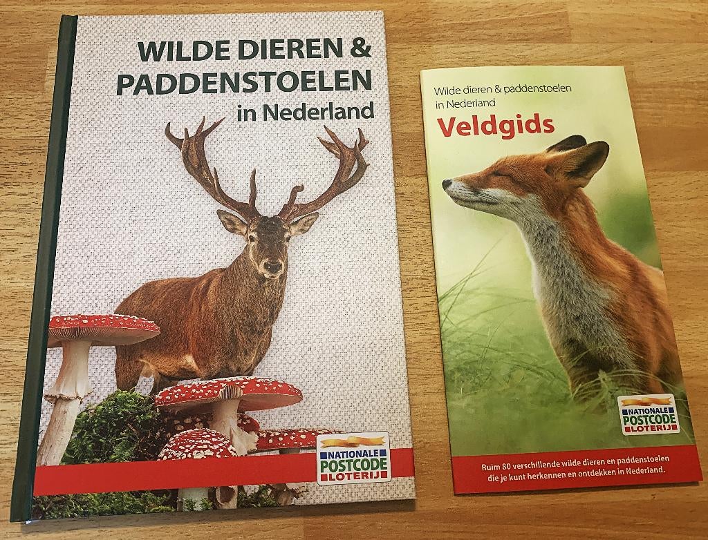 Boek "Wilde Dieren & Paddenstoelen" in NL + veldgids, Ophalen, Nieuw, Overige diersoorten