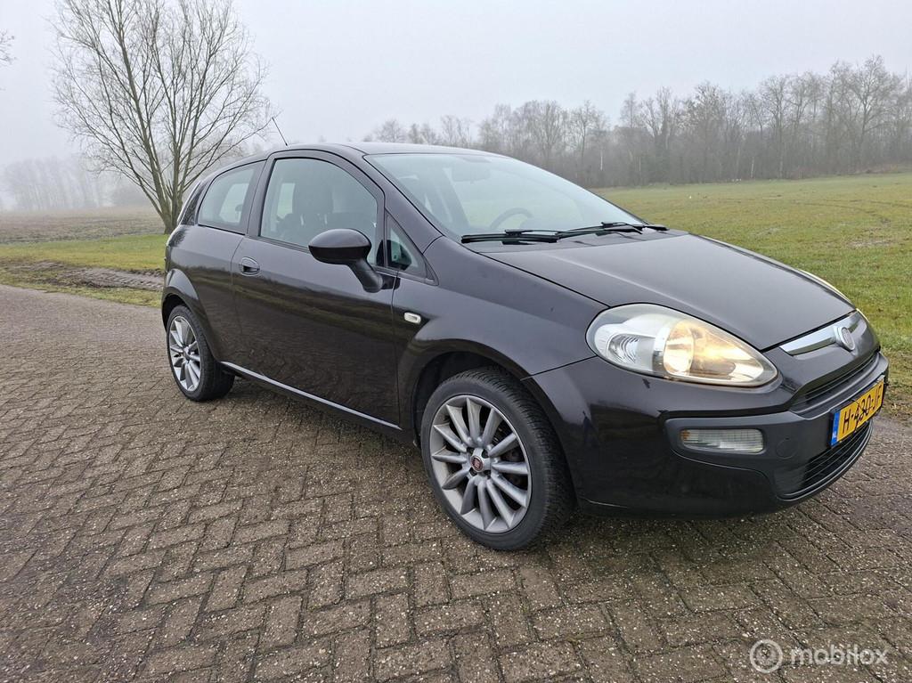 Fiat grande Punto Evo 1.4 Racing nieuwe apk inruil mogelijk, Auto's, Fiat, Voorwielaandrijving, Euro 5, Elektrische ramen, 4 cilinders