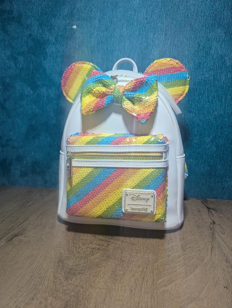 Disney Loungefly Rainbow Backpack, Verzamelen, Disney, Ophalen of Verzenden, Mickey Mouse, Gebruikt