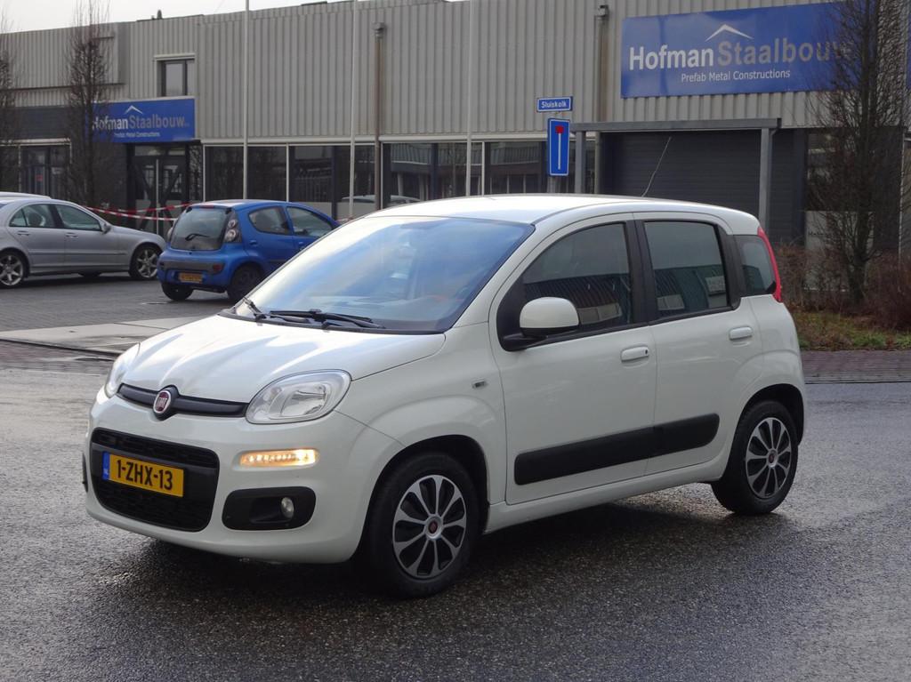 Fiat Panda 0.9 TwinAir Lounge Airco Bleutooth, Voorwielaandrijving, Gebruikt, Panda, Wit