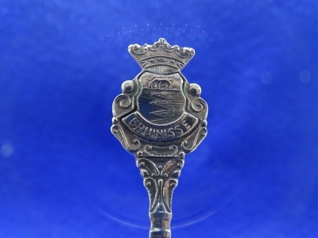 Lepeltje: Bruinisse, Verzenden