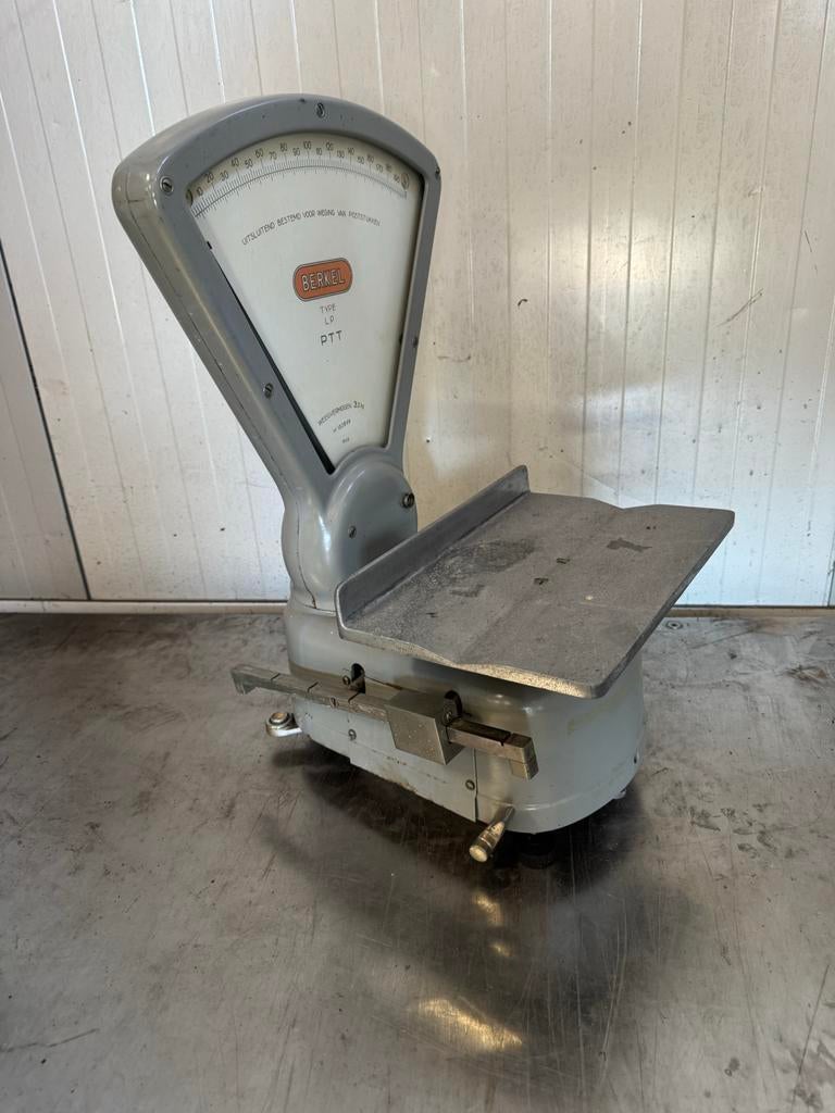 Ptt weegschaal 1949 3.2 kg berkel  poststukken type lp, Ophalen