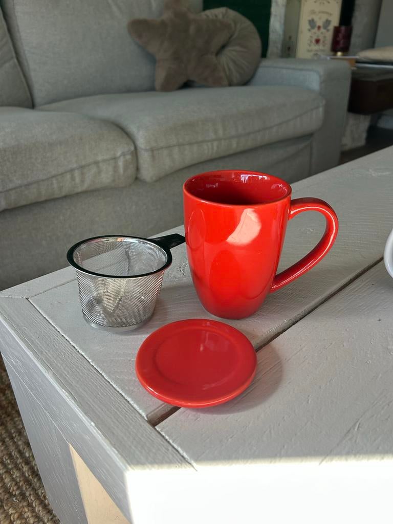 Rode keramische mok met theezeef en deksel, Ophalen of Verzenden, Nieuw