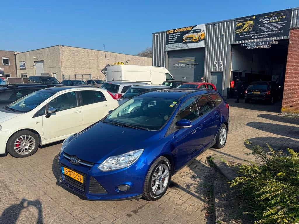 Ford Focus Wagon 1.0 EcoBoost Edition Motor Revisie Nieuwe A, Euro 5, Gebruikt, Blauw, Origineel Nederlands