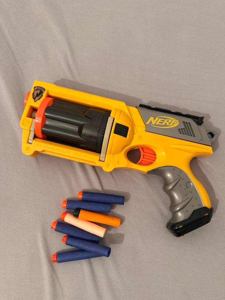 Nerf N-Strike Maverick REV-6 Blaster met Darts, Kinderen en Baby's, Speelgoed | Buiten | Actiespeelgoed, Ophalen of Verzenden