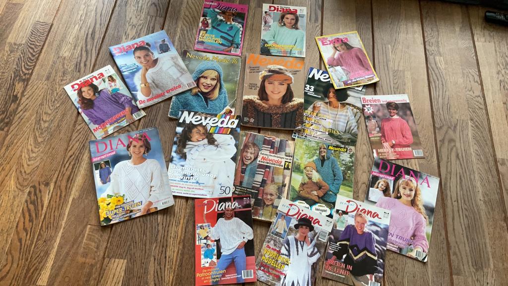 Nevada en Diana breien breipatronen, Boeken, Ophalen of Verzenden, Zo goed als nieuw, Damesbladen