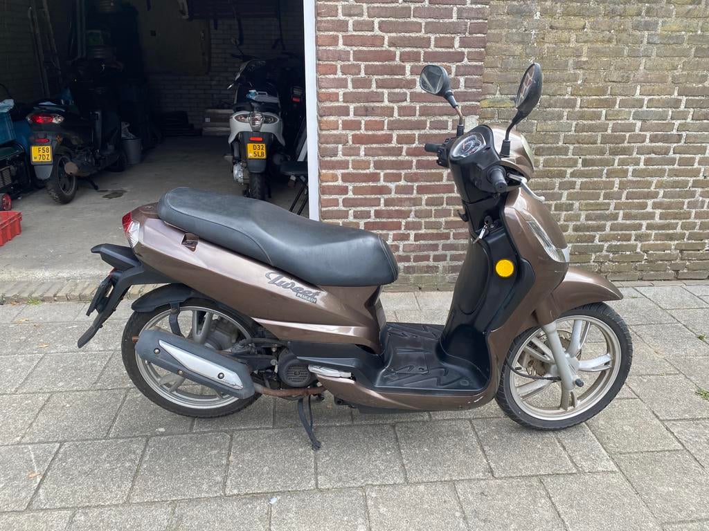 Peugeot Tweet scooter, Fietsen en Brommers, Ophalen, Gebruikt, Benzine, Overige modellen
