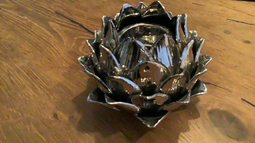 Lotus waxinehouder, Ophalen of Verzenden, Zo goed als nieuw, Overige materialen, Minder dan 25 cm