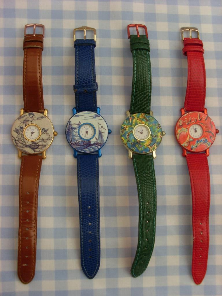 Oilily horloge horloges met leren bandjes o.a. Delfts blauw, Sieraden, Tassen en Uiterlijk, Horloges | Dames, Zo goed als nieuw