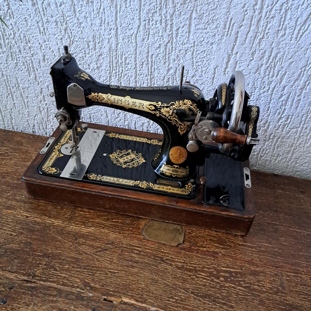 ANTIEKE NAAIMACHINE, Antiek en Kunst, Antiek | Naaimachines, Ophalen