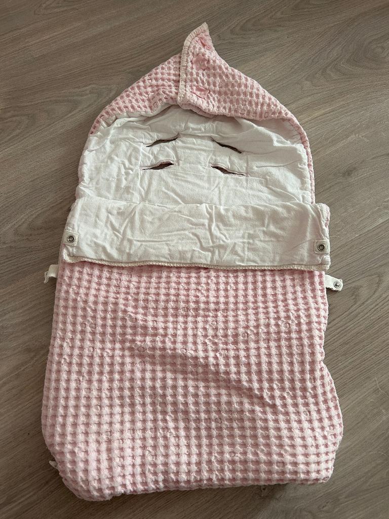 Voetenzak maxi cosi, Kinderen en Baby's, Dekens, Slaapzakjes en Inbakerproducten, Ophalen of Verzenden, Zo goed als nieuw, 85 tot 100 cm