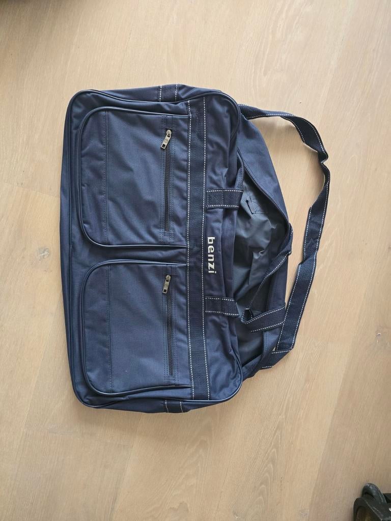 Donkerblauwe Benzi reistas, Sieraden, Tassen en Uiterlijk, Tassen | Reistassen en Weekendtassen, Ophalen of Verzenden