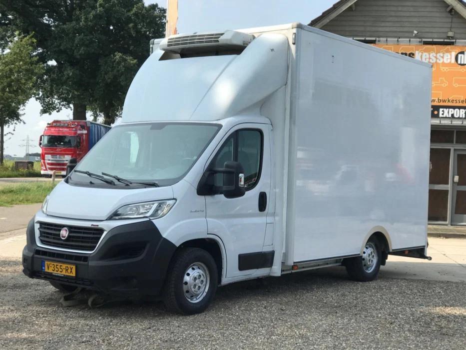 Fiat Ducato 2.3 MultiJet 130 kW Euro 6 Koelkoffer Motor Scha, Auto's, Gebruikt, Euro 6, Wit, Origineel Nederlands
