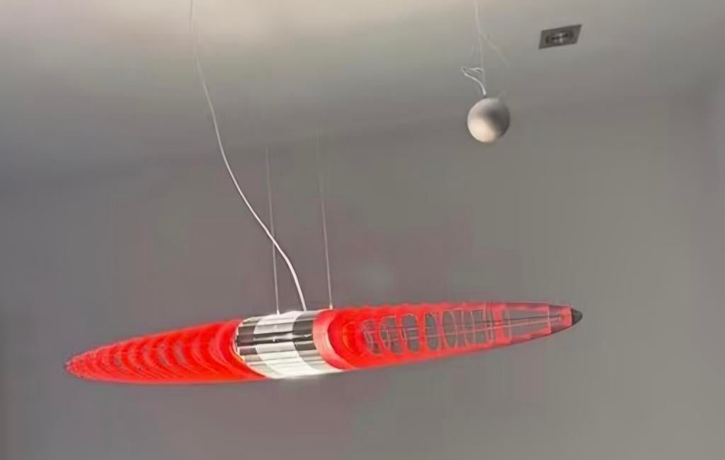 1x Hanglamp Luceplan Titania 70 cm met rode kleurenfilter, Ophalen, Zo goed als nieuw, Metaal, Minder dan 50 cm