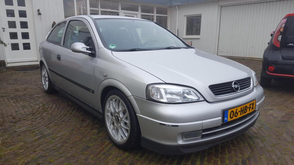 Opel Astra 2.0-16V OPC 1 , 100 % in originele staat en in Ex, Gebruikt, Huisgarantie, 4 cilinders, Met garantie (alle)