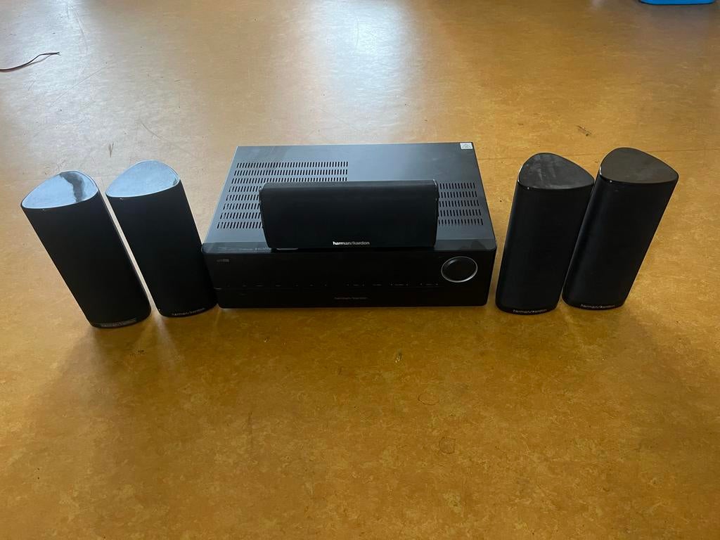 Harman Kardon versterker met surround speakers, Zo goed als nieuw, 60 tot 120 watt, Ophalen, Overige merken