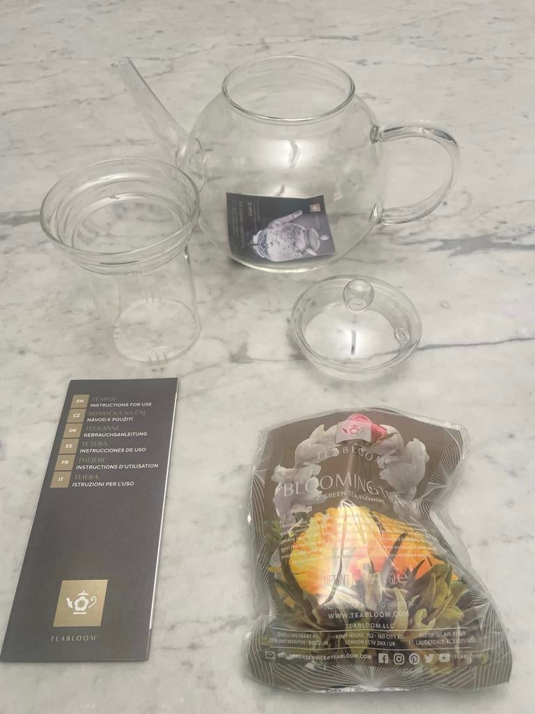 Theepot van Borosilicaatglas met Thee Bloemen, Ophalen of Verzenden, Nieuw
