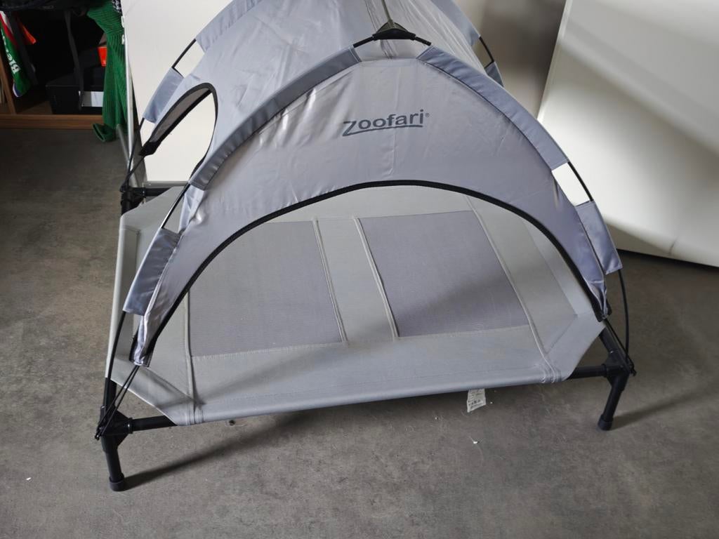 Niet gebruikte hondenbed met zonnehemel., Ophalen, Nieuw
