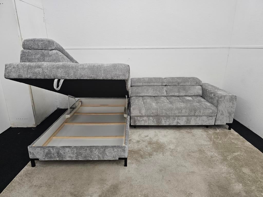 Gloednieuwe luxe hoekbank met slaapfunctie en opslag, 125 cm of meer, 125 cm of meer, Zo goed als nieuw, Info@homefriesland.nl