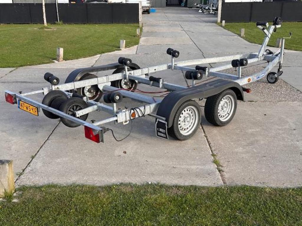 Freewheel Boottrailer TOPSTAAT 480 cm x 235 cm aanhangwagen, Gebruikt