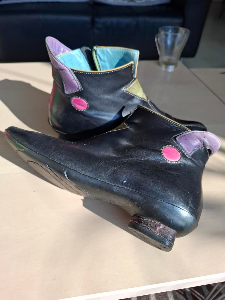 Vintage vrolijke everybody enkellaarsjes. Maat 38., Kleding | Dames, Schoenen, Zwart, Ophalen of Verzenden, Gedragen, Lage of Enkellaarzen