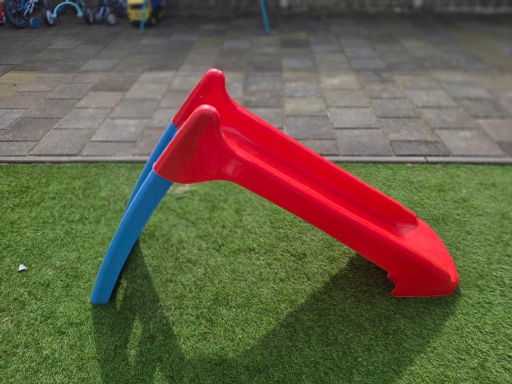 Rode glijbaan met blauwe poten, Ophalen, Gebruikt, Glijbaan