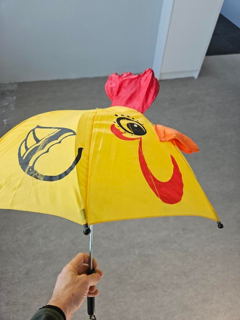 Leuke gele kinderparaplu met kippen design, Sieraden, Tassen en Uiterlijk, Paraplu's, Ophalen of Verzenden, Gebruikt, Geel