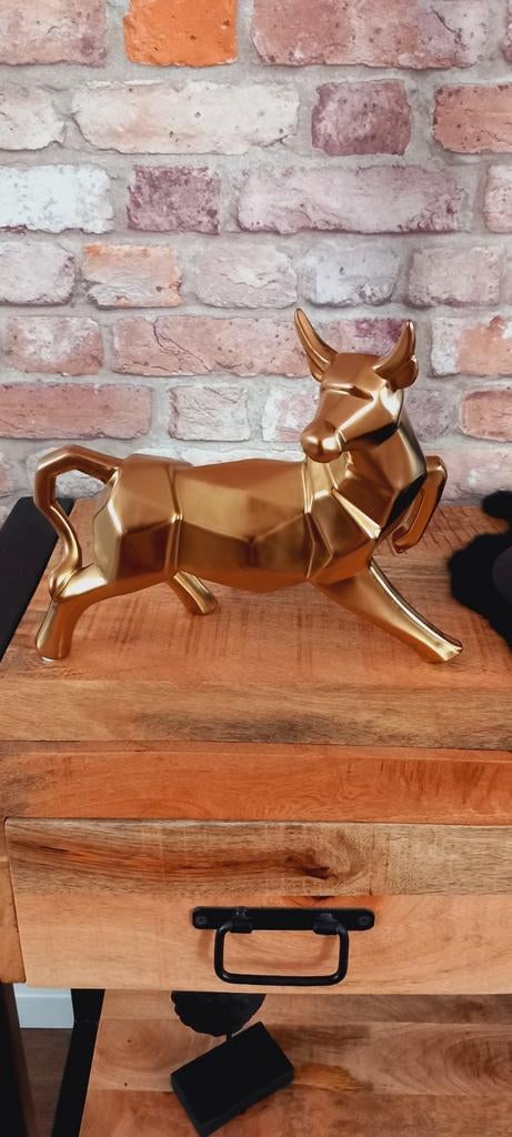Grote 28cm Goudkleurig Stier Beeld❤️SALE VERKOOP❤️, Verzamelen, Beelden en Beeldjes, Ophalen of Verzenden, Nieuw, Dier