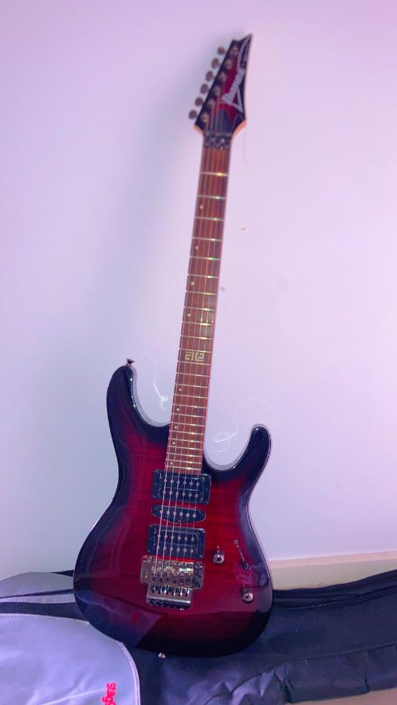 Ibanez RG Series Elektrische Gitaar - Zo goed als nieuw, Ophalen of Verzenden, Zo goed als nieuw, Solid body, Ibanez