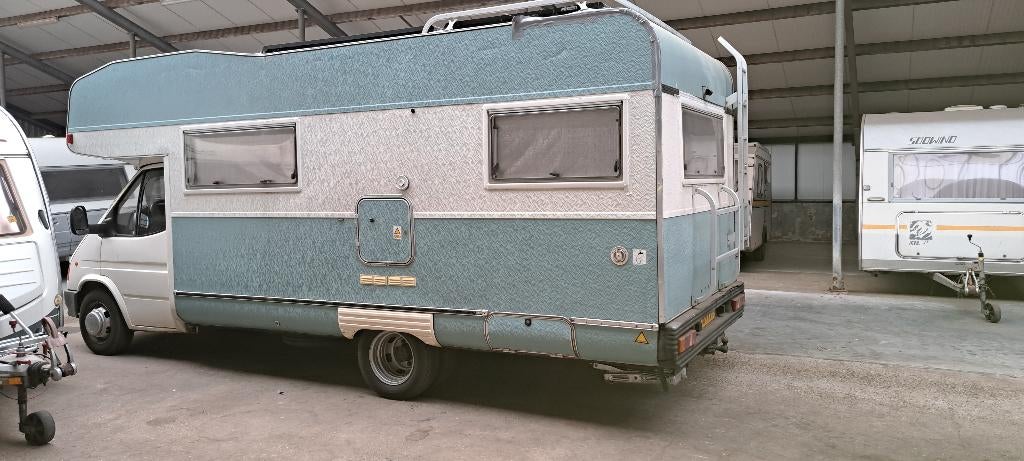 Fijne off grid camper, 137 pk, Chemisch toilet, Buscamper of Camperbus, Ford, Particulier