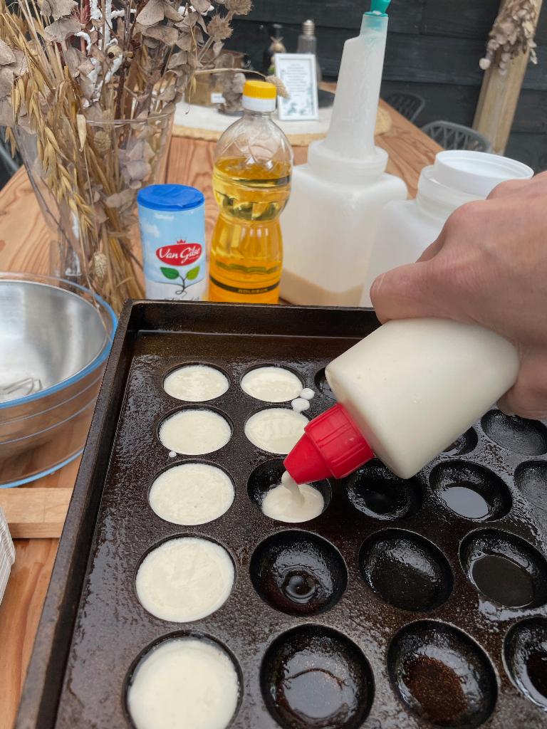 Poffertjesplaten te huur Friesland, Ophalen, Zo goed als nieuw