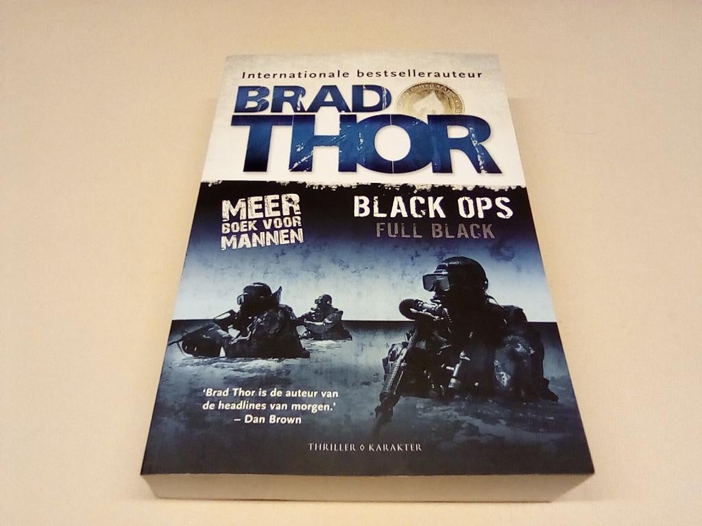 brad thor /// black ops ///, Boeken, Thrillers, Ophalen of Verzenden, Zo goed als nieuw, Brad thor